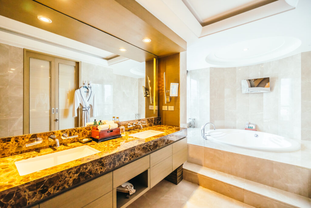 BANGKOK, THAILAND - AUGUST 12 2016: Beautiful luxury bathroom in